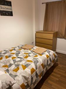 Modern, Quiet, Sleeps 10, Anfield, Tourists, Liverpool