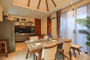 3bedroom pool villa only 250m to the Rawai beach F10