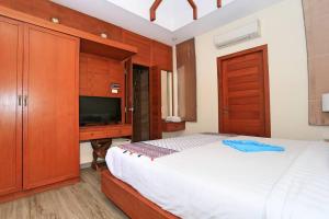 3bedroom pool villa only 250m to the Rawai beach F10