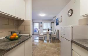 Amazing Apartment In Pula With 2 Bedrooms And Wifi