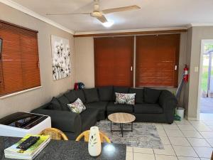 Lovely 1 Bedroom Unit With Amazing Pool
