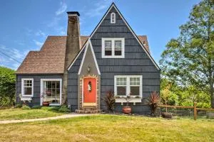 The Old McCullough Home with Rooftop Deck, View - كوس بي