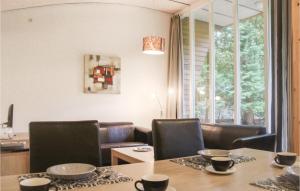 Gorgeous Home In Vledder With Wifi