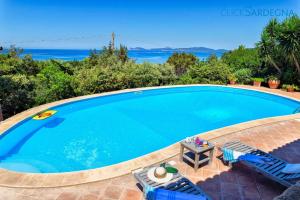 Villa Julia vista con piscina ad uso esclusivo vista mare spettacolare