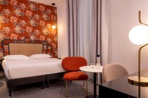 Hotels Hotel De Suez : photos des chambres