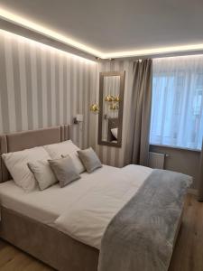 Grand Royal Apartment Premium