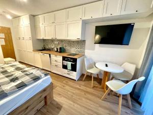 2022 Neu renoviert- Apartments Michaela