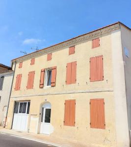 Appartements DUPLEX COSY - 10 min BLAYE - 20 min CNPE - TERRASSE - WIFI - TVHD : photos des chambres