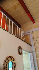 Triesti Home