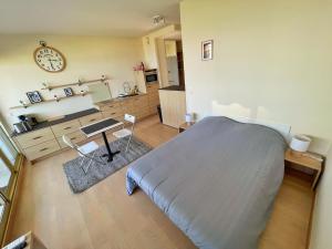 #901 MARINA RIVIERA BAY - Studio vue Mer et Port Panoramique