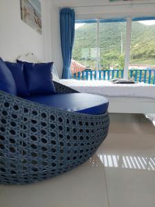 Blue sky Koh larn Resort