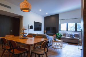 Altitude On Montville