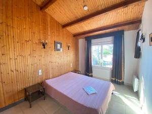 Maison rénovée, jardin clos, à 300m de la mer - 6 couchages, WiFi, animaux admis - FR-1-231-205