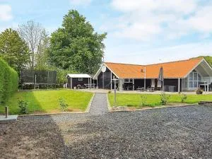 Holiday home Sydals LXVII - Sarup