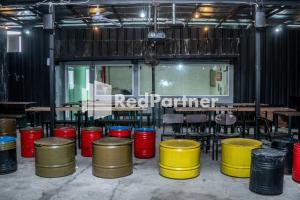 Jabrix Hotel Mitra RedDoorz