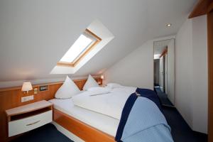 Standard One-Bedroom Apartment - Attic room in Rungholt