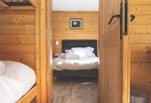 Hotels Le Loup Blanc : photos des chambres