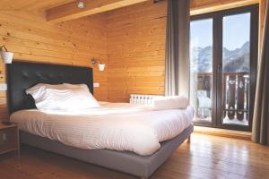 Hotels Le Loup Blanc : photos des chambres