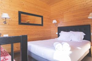 Hotels Le Loup Blanc : photos des chambres