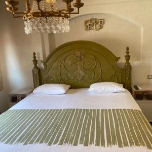 Royal stylish view apartment