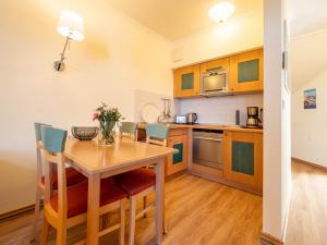 Dünenpark Binz - Komfort Ferienwohnung mit 2 Schlafzimmern und Balkon im Dachgeschoss 012