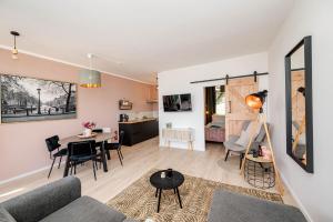 Amsterdam Beach Apartment 9, Private Garden