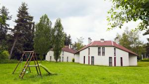 Maisons de vacances Maison de 2 chambres avec jardin amenage et wifi a La Chapelle Geneste : photos des chambres