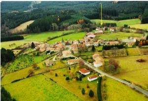 Maisons de vacances Maison de 2 chambres avec jardin amenage et wifi a La Chapelle Geneste : photos des chambres