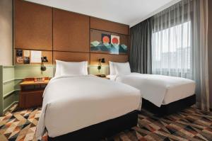 Eaton HK - Langham Hospitality Group