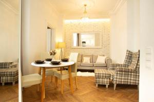 City Center Golden Apartments Dobr11A