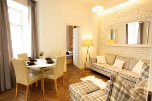 City Center Golden Apartments Dobr11A
