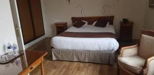 LOGIS HOTEL - Le Relais Saint Vincent - Villy