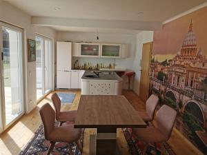 Schöne große 90 m² Ferienwohung in Zweikirchen