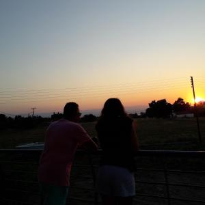 Gardens Sunset Αvra