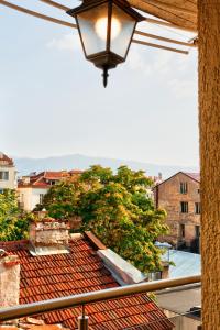 Aurora Oasis - AC & Lift in Vibrant Downtown Sofia by Flat Mаnager