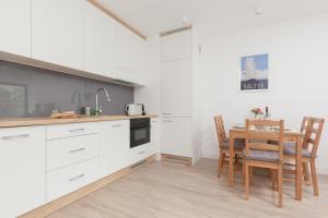 Apartment Awanport Gdynia Żeromskiego by Noclegi Renters