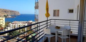 First line, upscale apartment Los Cristianos! 11thFloor Views