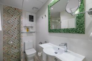 Double or Twin Room with Sea View room in Hoposa Bahia