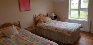 Beautiful 3 Bed Apartment with Balcony Sea View