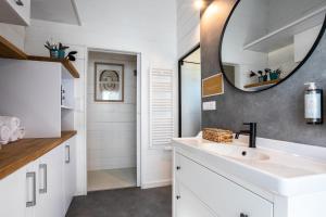 Hotels Lodges de Camargue : photos des chambres