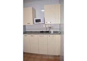 Anahi Homes Corralejo- Villa Drago 14