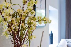 The Hideaway @ Flagham Cottage.