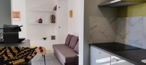 Appartements Bel appartement refait a neuf, deco raffinee, fibre, bureau, calme : photos des chambres