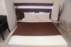 Prenoćište Konstantin 2008