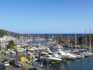 L'Arbre aux Papillons, Marina de Rivières-Sens - Saint-Charles
