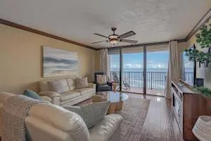 Ashley Condominium Unit #1502 - 庞塞进