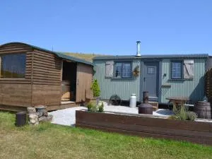 Heather Hut at Copy House Hideaway - Salterforth