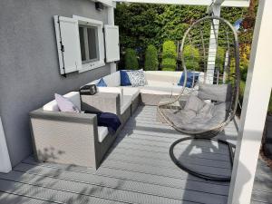 Beautiful holiday home with a fireplace Jezierzany
