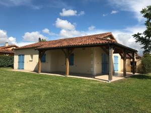 Maisons de vacances Welcoming holiday home in Les Forges with garden : photos des chambres