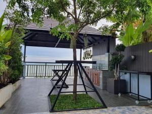 Grace Seaview บ้านพักส่วนตัว 3 ห้องนอน วิวทะเล หาดพลา